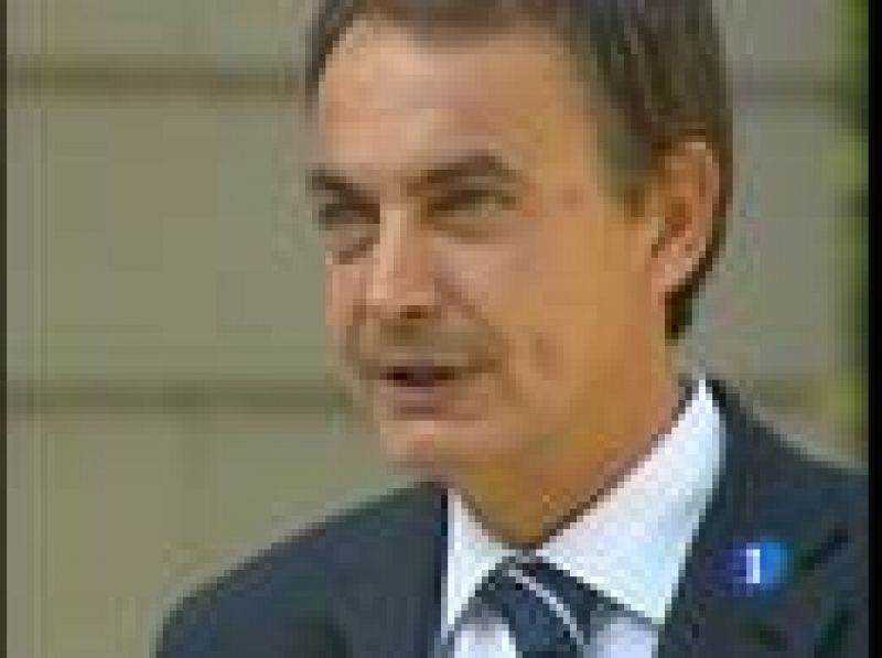 El Presidente del Gobierno, José Luis Rodrígues Zapatero, ha tenido palabras de elogio para el ganador del Tour, Alberto Conatdor.
