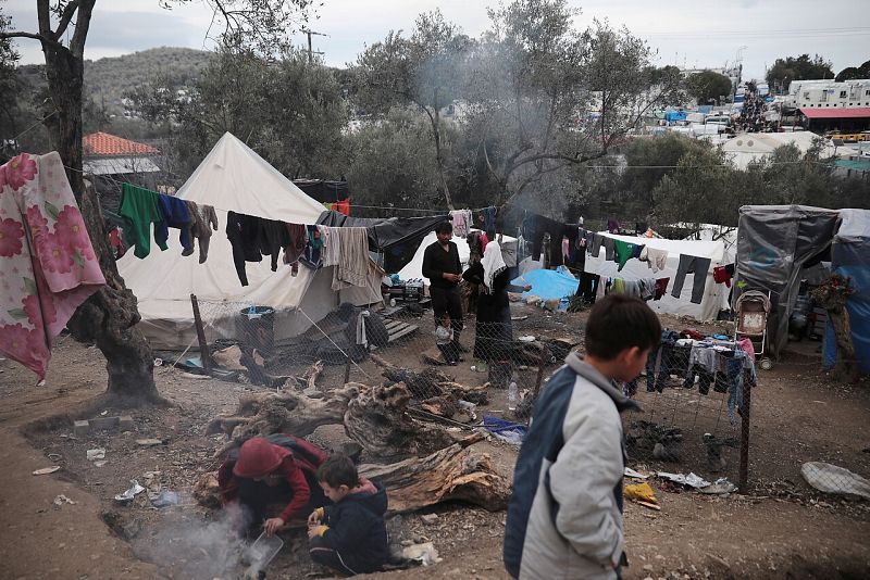Alemania, dispuesta a acoger a 500 menores refugiados en la isla de Lesbos