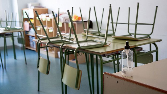 Telediario 1 - Un millón y medio de alumnos afectados en Madrid por el cierre de los centros educativos