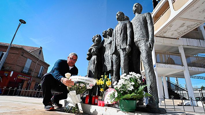Telediario 1 - Los actos de conmemoración por el 11M, reducidos y con menos público por el coronavirus