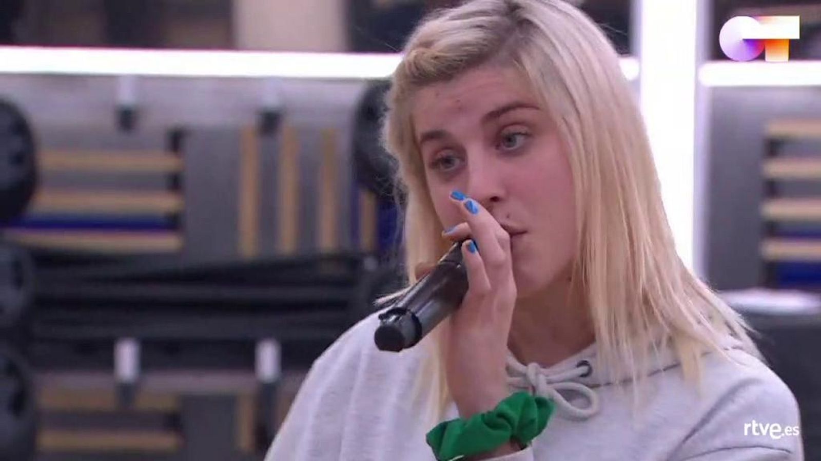 Samantha canta "Milionària", de Rosalía, en el primer pase de micros de la Gala 9 de Operación Triunfo 2020