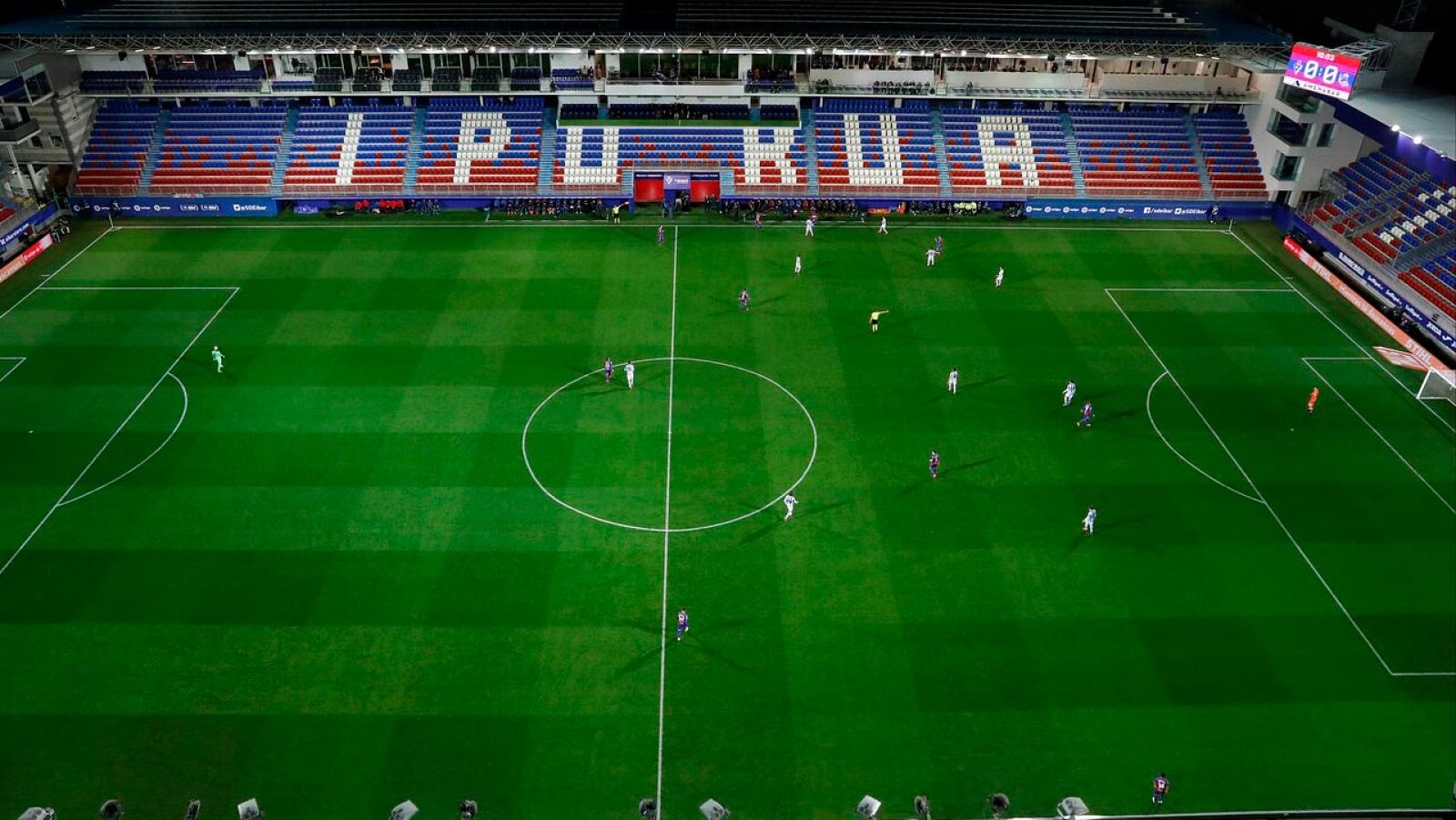 La RFEF suspende todas las competiciones no profesionales y la Liga decide este jueves | Ver