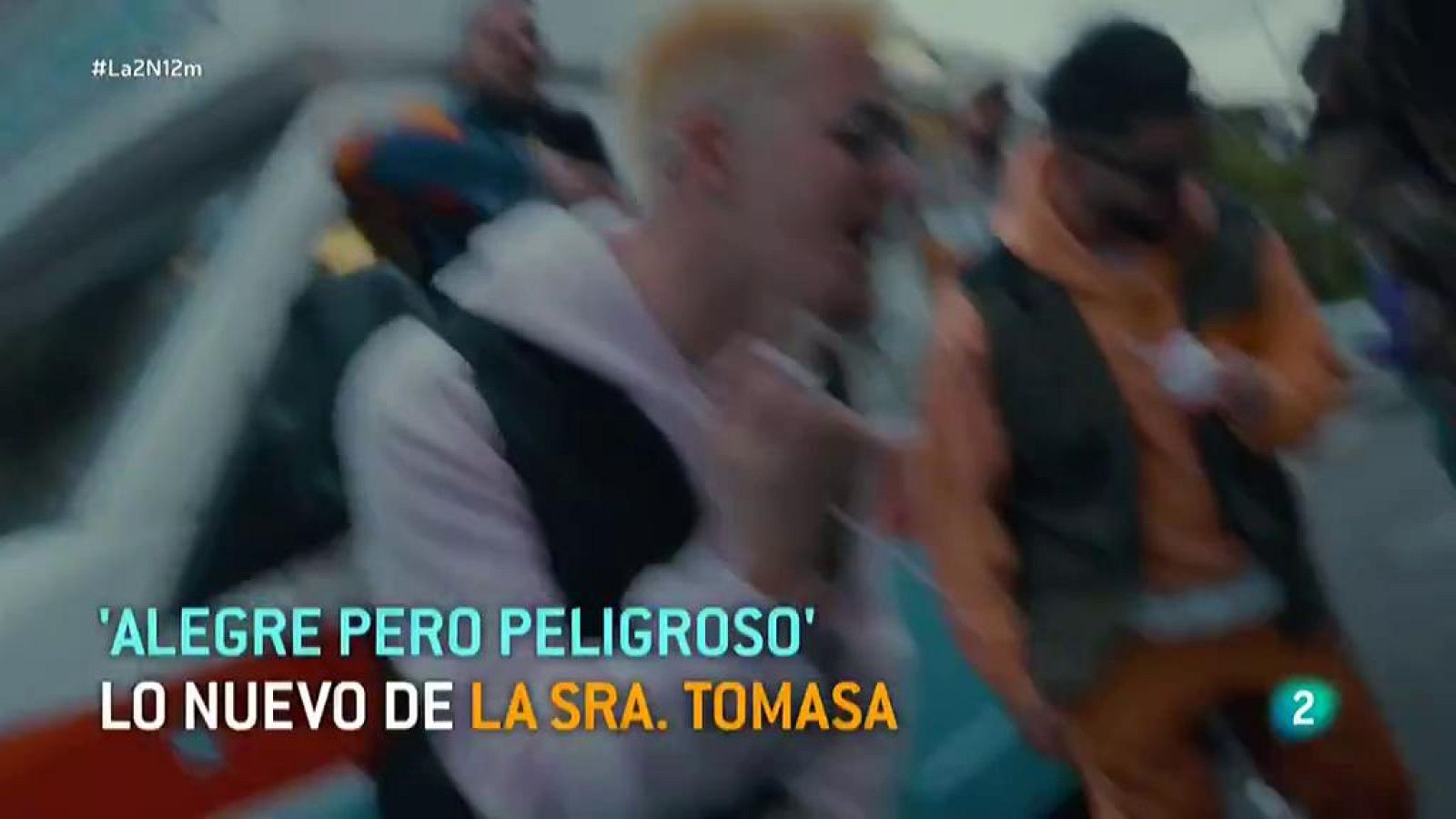 La Sra. Tomasa saca su nuevo disco "Alegre pero peligroso"