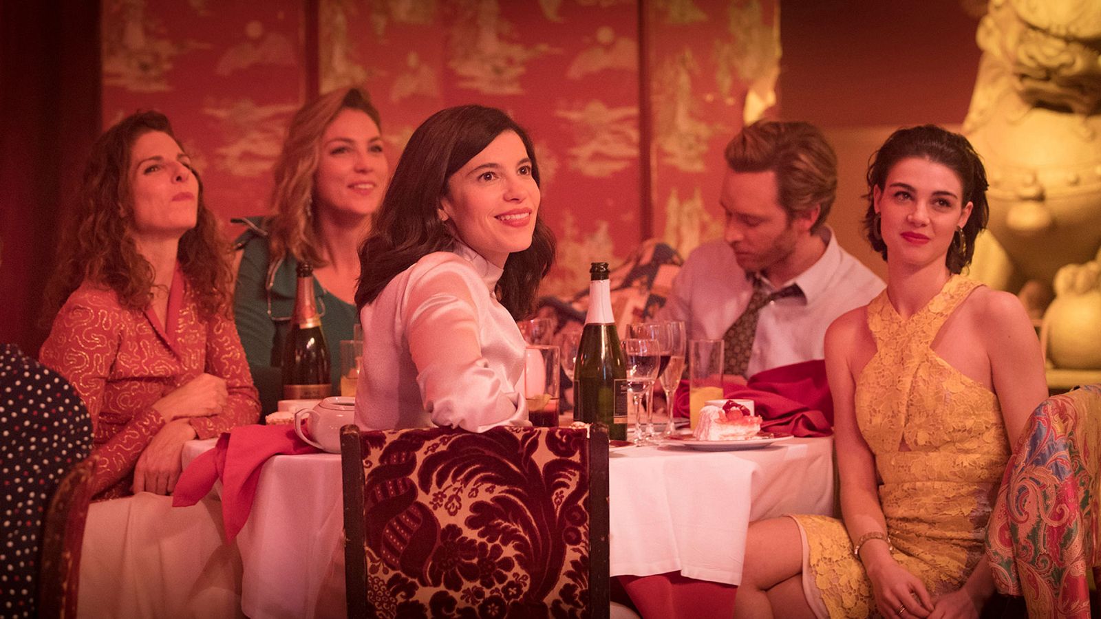 Cuéntame cómo pasó - T20 - Episodio 21: No haremos el amor, él nos hará - Ver ahora