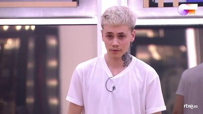 OT 2020 - Hugo canta "Heroes" en el 2o pase de micros