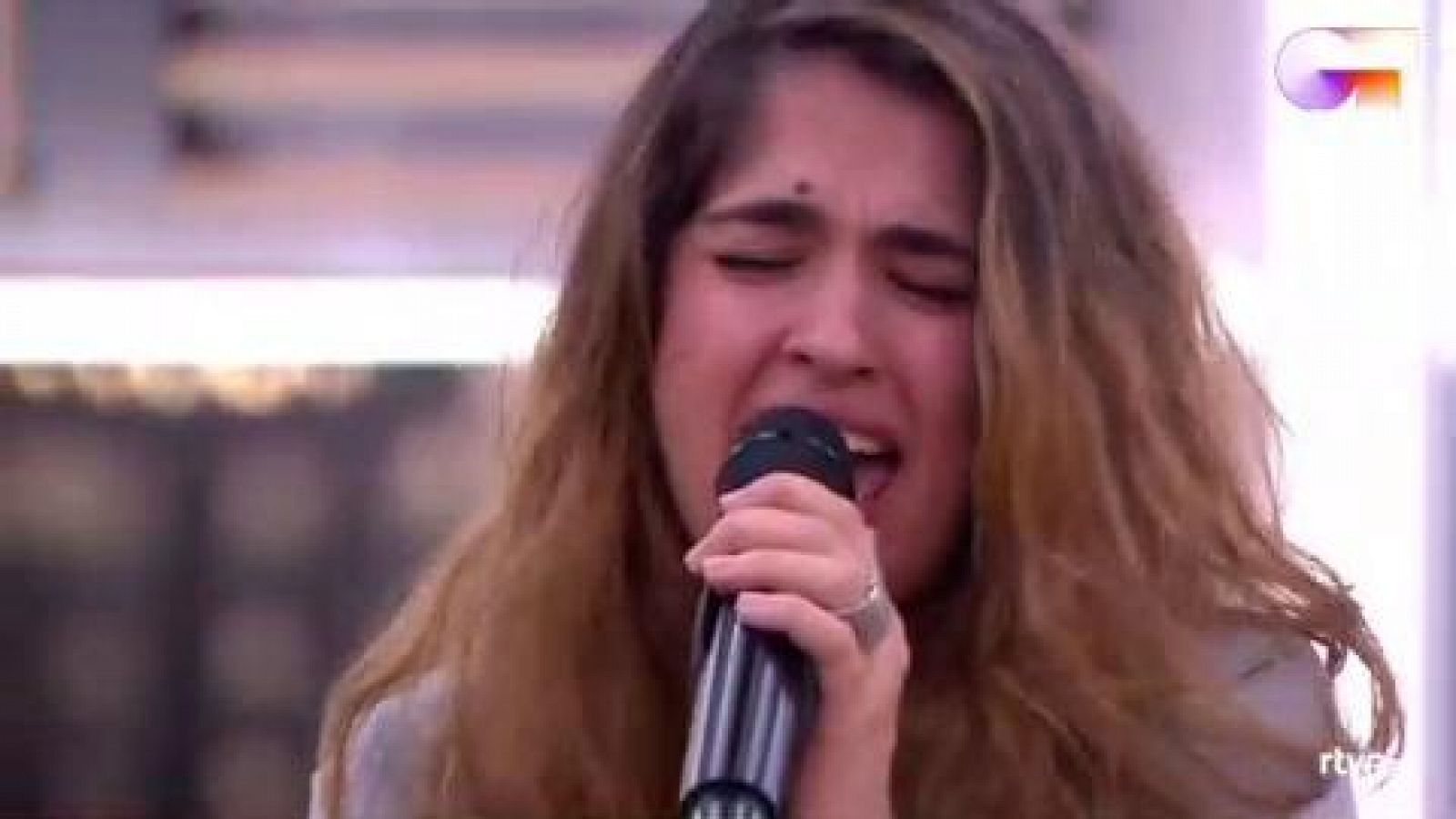 Anajú canta "Inevitable", de Shakira, en el segundo pase de micros de la Gala 9 de Operación Triunfo 2020