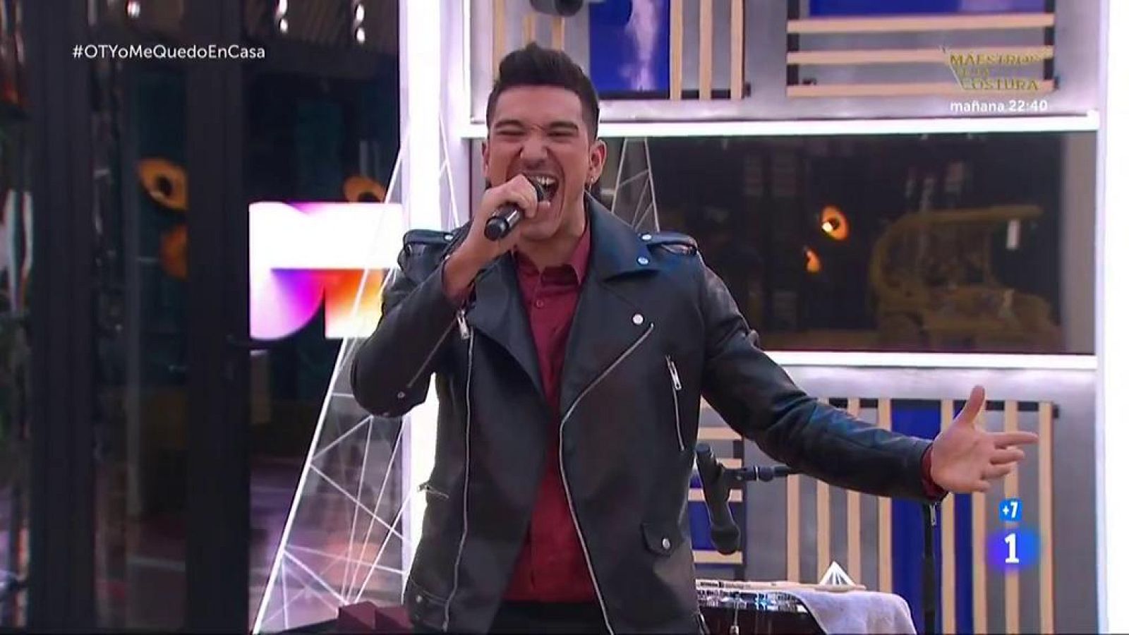 Bruno canta "Quiero tener tu presencia", de Seguridad Social, en la Gala OTYoMeQuedoEnCasa de Operación Triunfo 2020