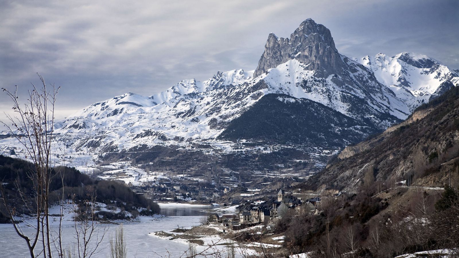 Nevadas en los sistemas montañosos de la mitad norte - Ver ahora