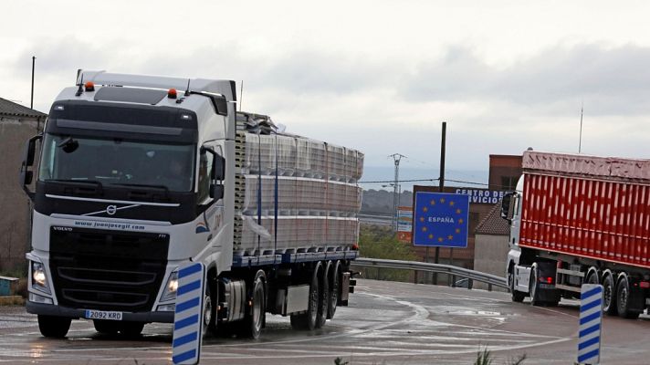 El cierre de fronteras no afecta al transporte de mercancías, pero lo hace más complicado