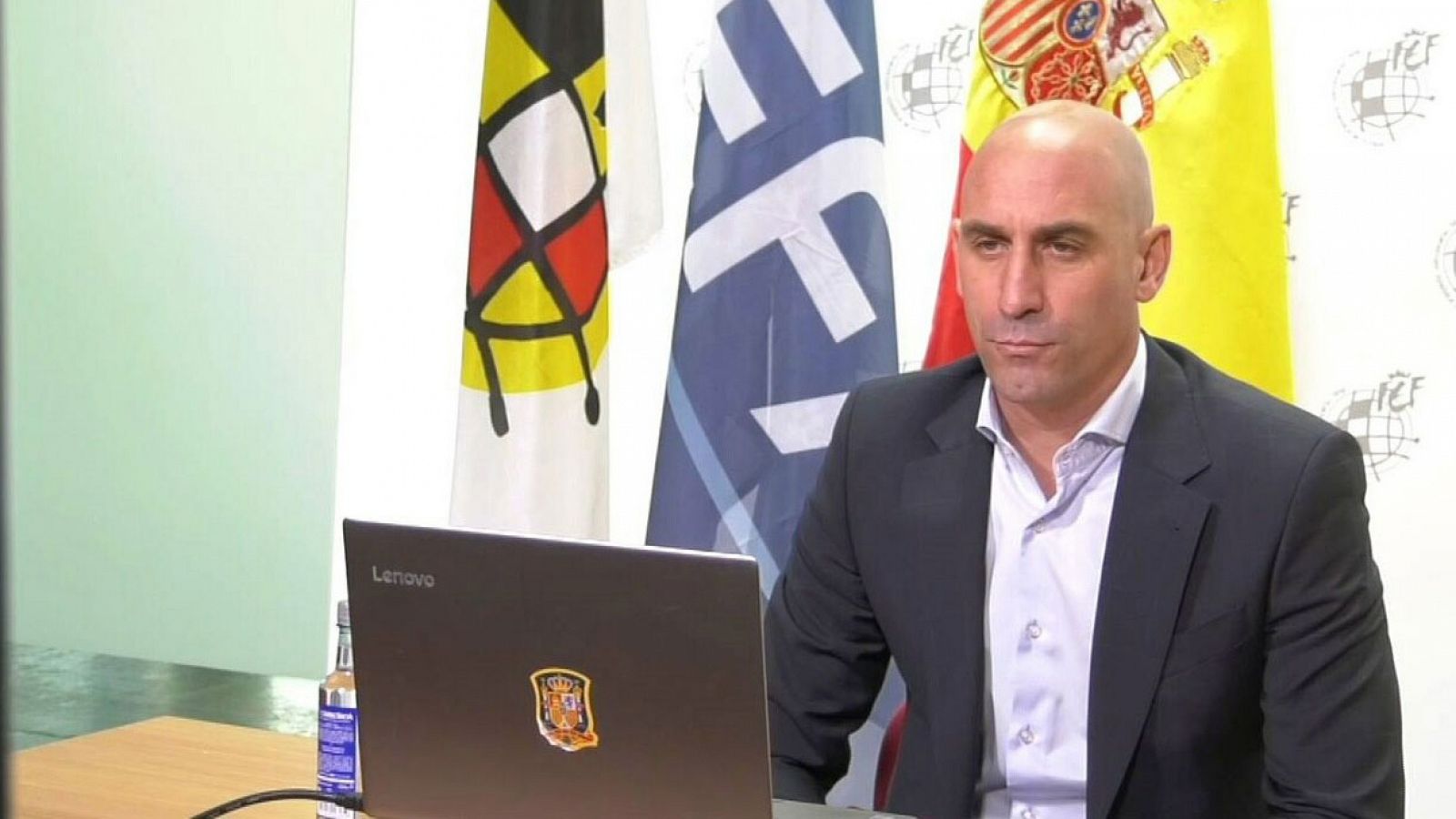 Coronavirus | Rubiales, presidente de la RFEF, reclama que se complete la temporada | Ver