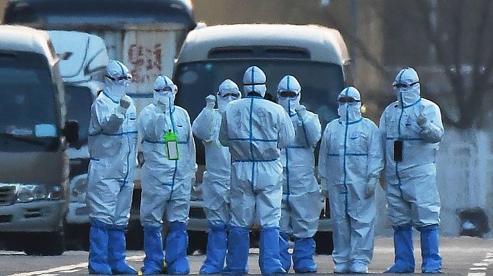 Telediario 1 - China dice haber desarrollado "con éxito" una vacuna