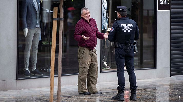 Especial Coronavirus - La Policía Nacional detiene a 73 personas por "desobediencia" en el estado de alarma por el coronavirus