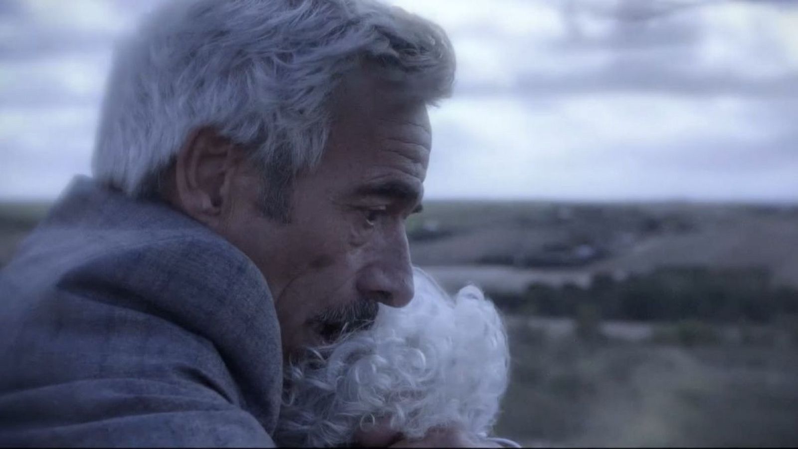 Cuéntame cómo pasó - Antonio Alcántara: "Lo peor de los años son la gente que pierdes" - RTVE.es - Cuéntame cómo pasó | Ver