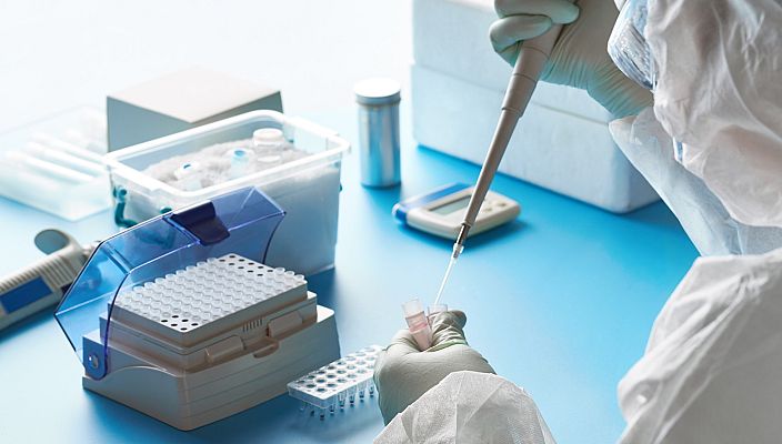 Informativo 24h - El Gobierno prepara equipos de diagnóstico del coronavirus