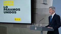 Marlaska: "Antes de ser insolidarios, piensen en todos los que se juegan la vida"