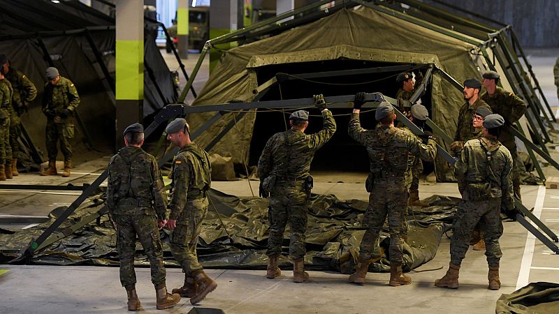 Hospitales de campaña y reincorporación de médicos jubilados, medidas para luchar contra la pandemia del coronavirus