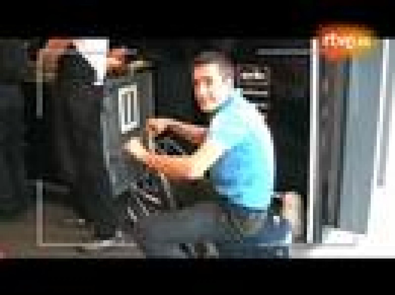 Nico Terol te muestra en su diario cómo es un día en el circuito inglés de Donington Park.