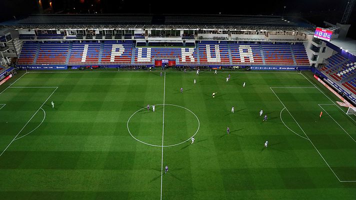 Telediario 1 - Se suspende el fútbol profesional hasta que no haya riesgo por el coronavirius
