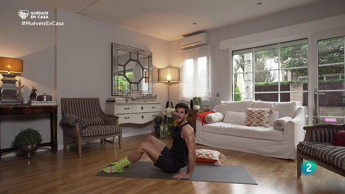 Muévete en casa - ¡Fortalece aductores y caderas con un cojín!