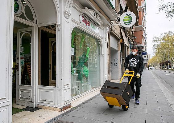 Telediario 1 - Los mercados se adaptan a la bajada de la demanda