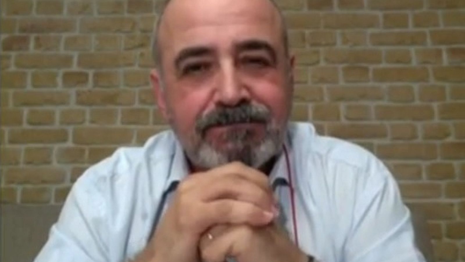 Ignacio López-Goñi, catedrático de microbiología: "Es muy difícil en una curva epidémica saber en qué momento estamos"