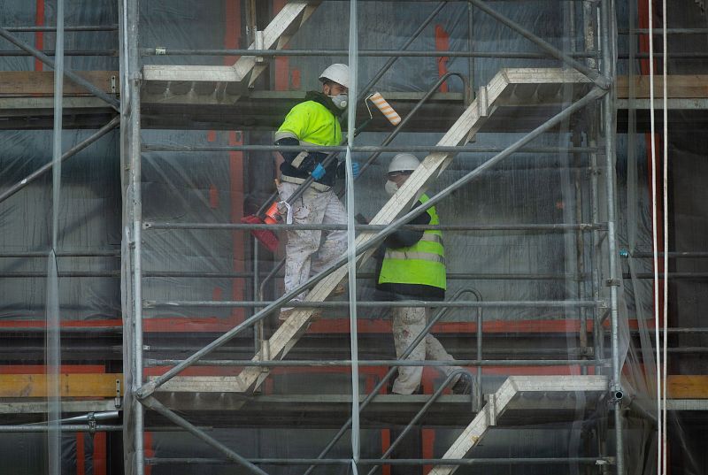 Los sindicatos calculan que, además de los ERTES, hay ya más de un millón de despidos