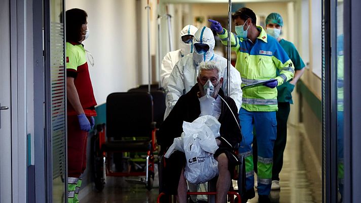 España registra el mayor número de muertes con coronavirus en un día, pero el menor número de contagios