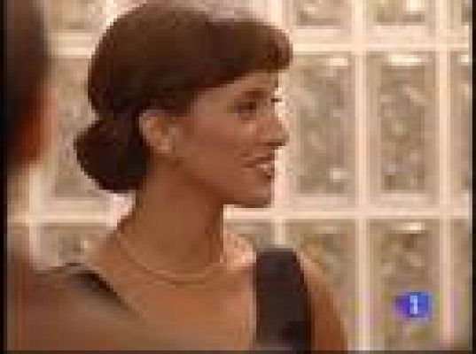 Amar en tiempos revueltos - Ana dirige los Almacenes