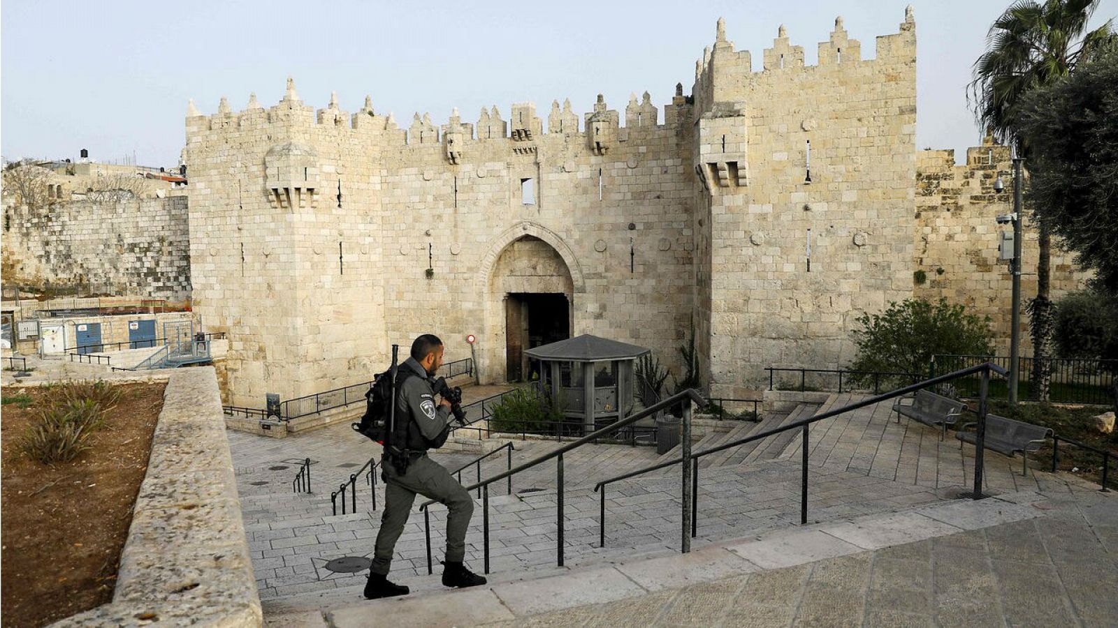 Israel cierra los lugares de culto para evitar contagios por coronavirus - RTVE.es