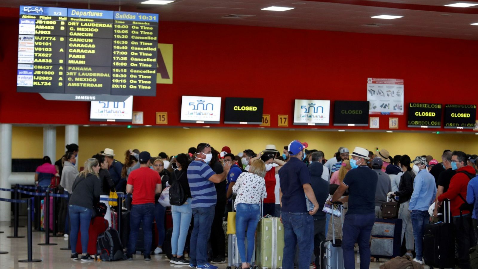 Coronavirus | Exteriores espera repatriar a casi 2.000 turistas españoles