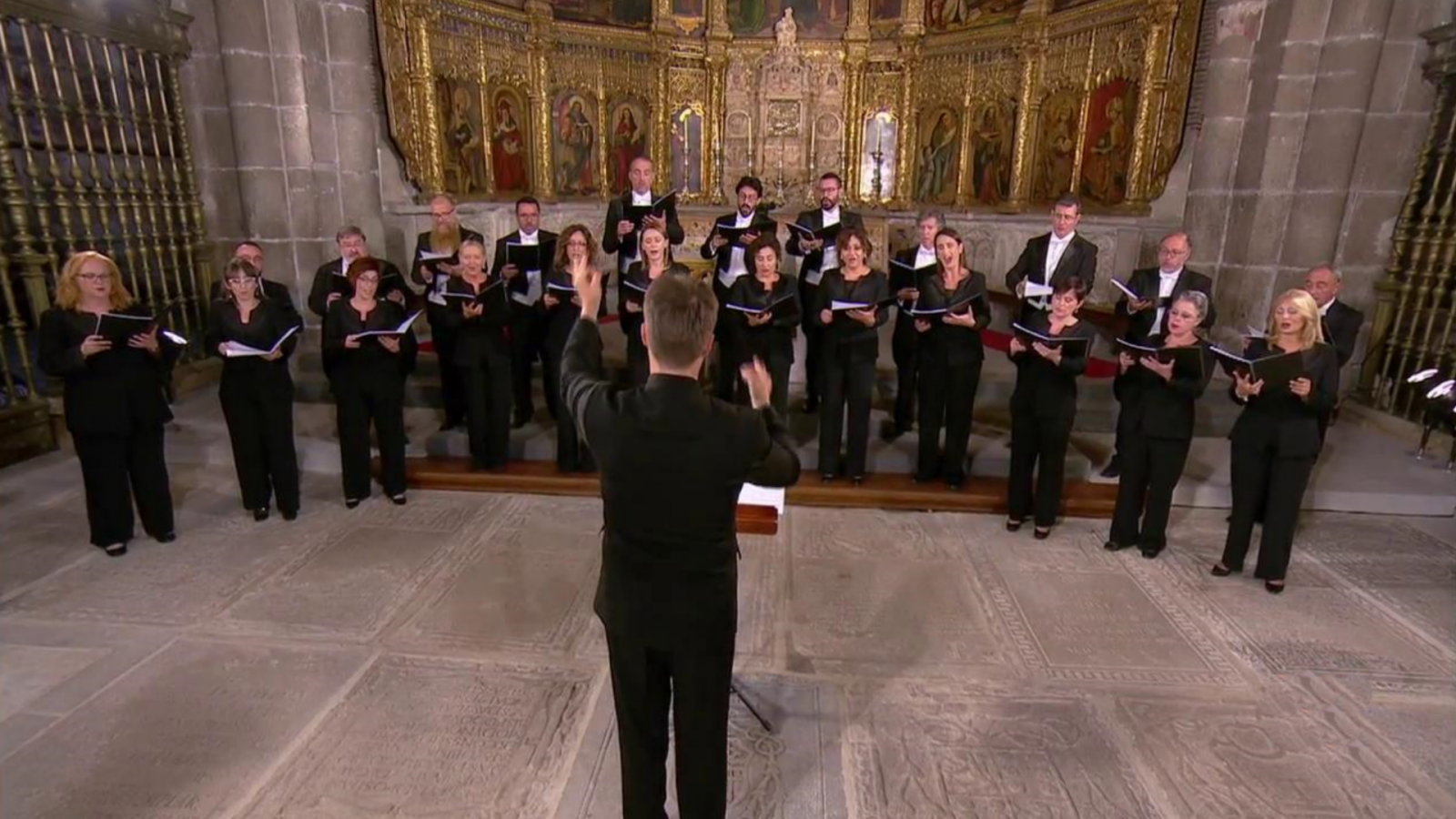 Los conciertos de La 2 - Coro de la RTVE desde la Catedral de Ávila - RTVE.es