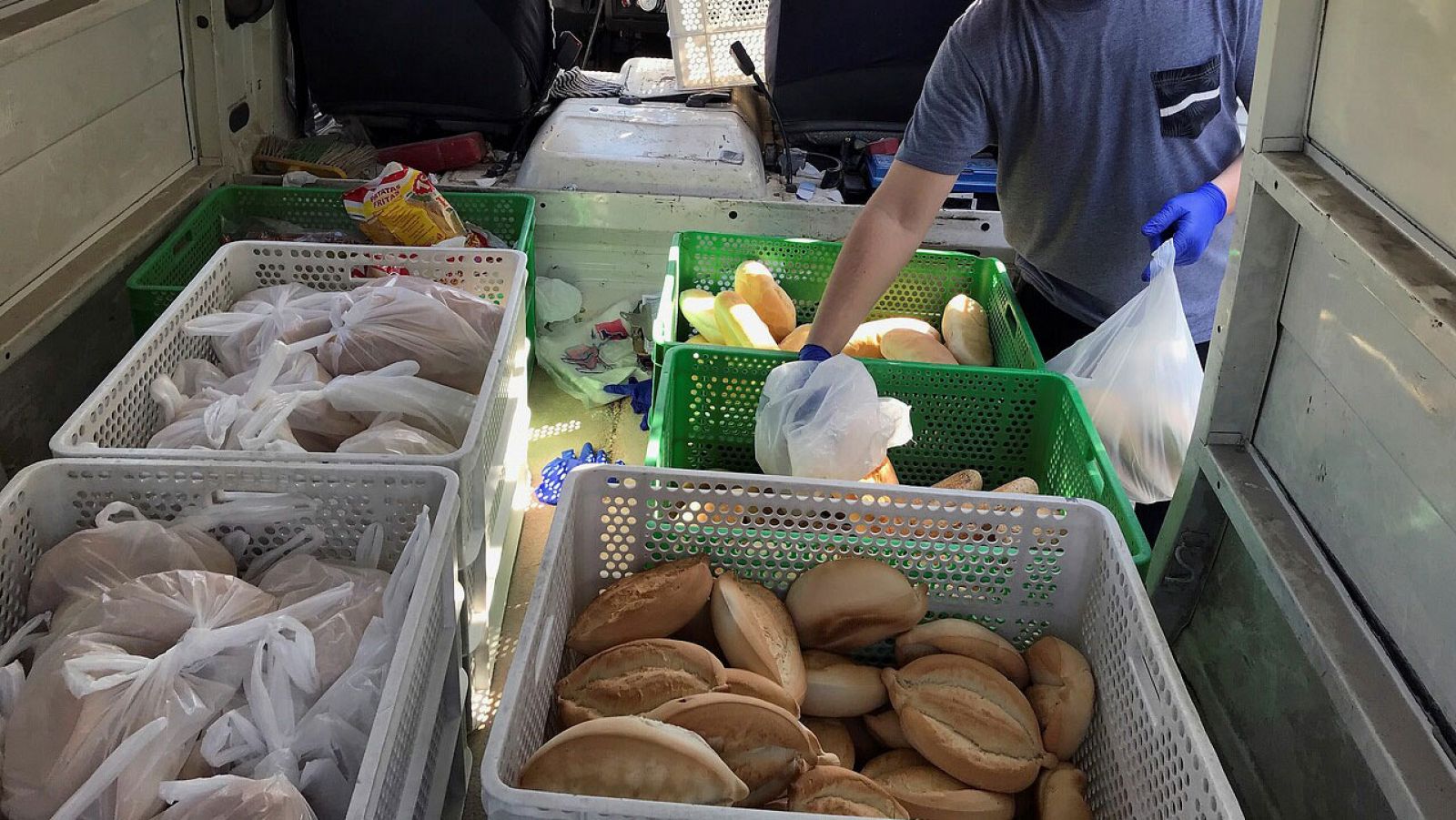 Coronavirus | Iniciativas sociales para llevar comida a familias en riesgo de exclusión | Ver