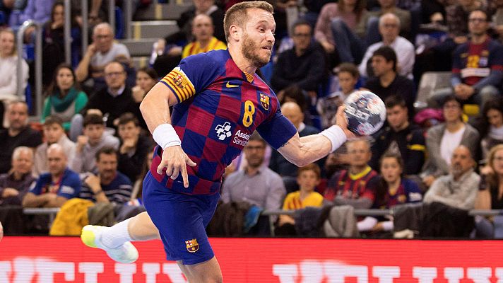 El Barça sigue esperando el acuerdo con la plantilla de fútbol, mientras las otras secciones aceptan la rebaja salarial