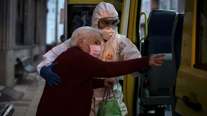 Telediario 1 - Los recuperados por el virus envían un mensaje de esperanza