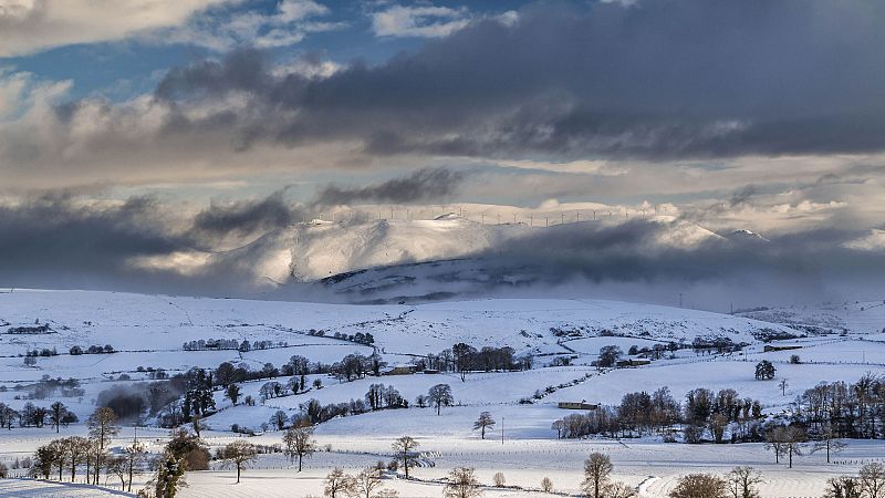 Nevadas por encima de los 500 metros y tormentas ocasionales - Ver ahora