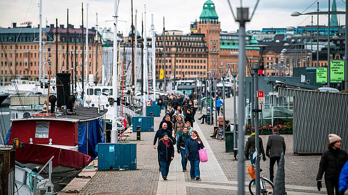 Telediario 1 - La estrategia a contracorriente de Suecia: inmunidad de grupo frente al coronavirus