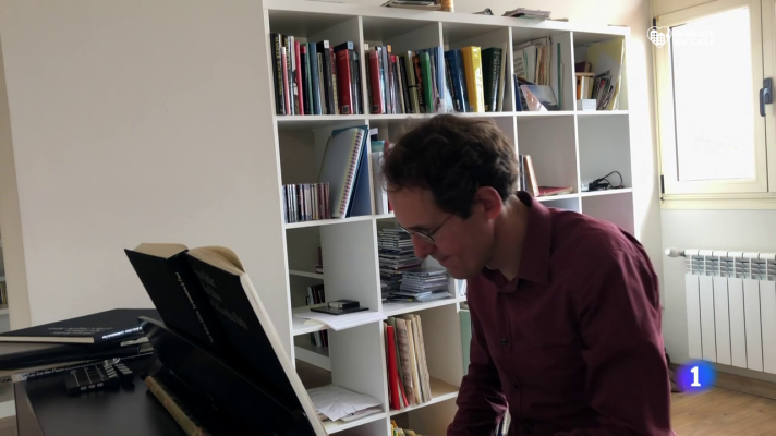 Telediario 1 - La Orquesta y Coro de televisión Española sigue ensayando desde casa