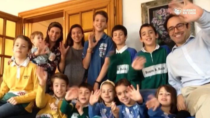 Telediario 1 - Contagiados de coronavirus los 13 miembros de una familia