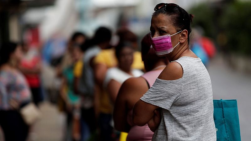 Panamá y Perú imponen una cuarentena por sexos | Ver