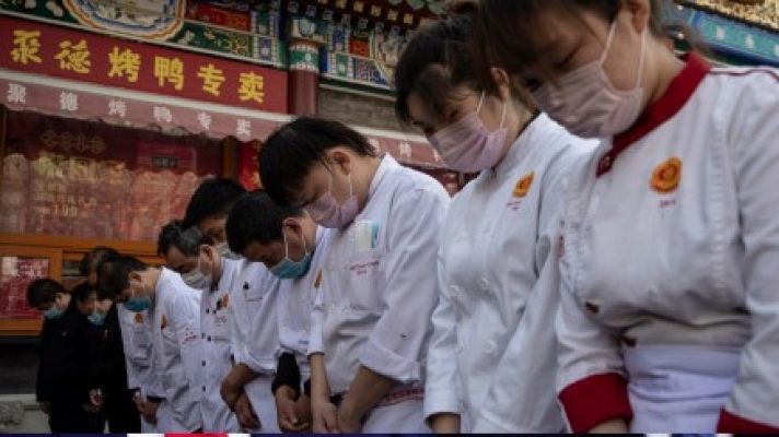 Informativo 24h - China rinde homenaje a las más de 3.300 víctimas de la pandemia del coronavirus