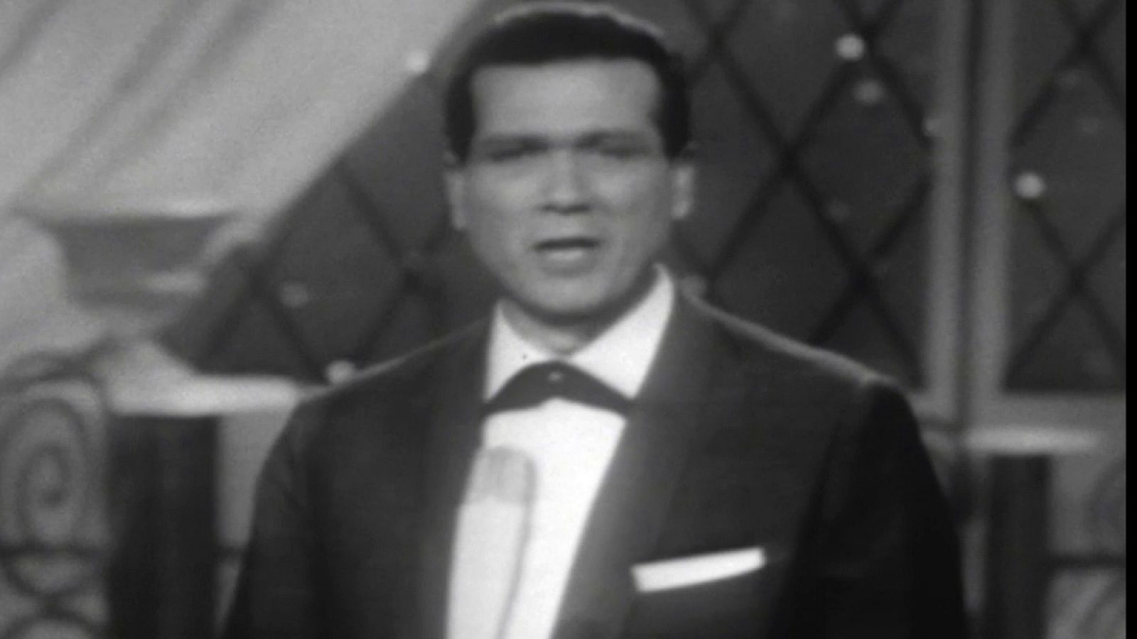 Eurovisión 1962 - Víctor Balaguer cantó "Llámame"