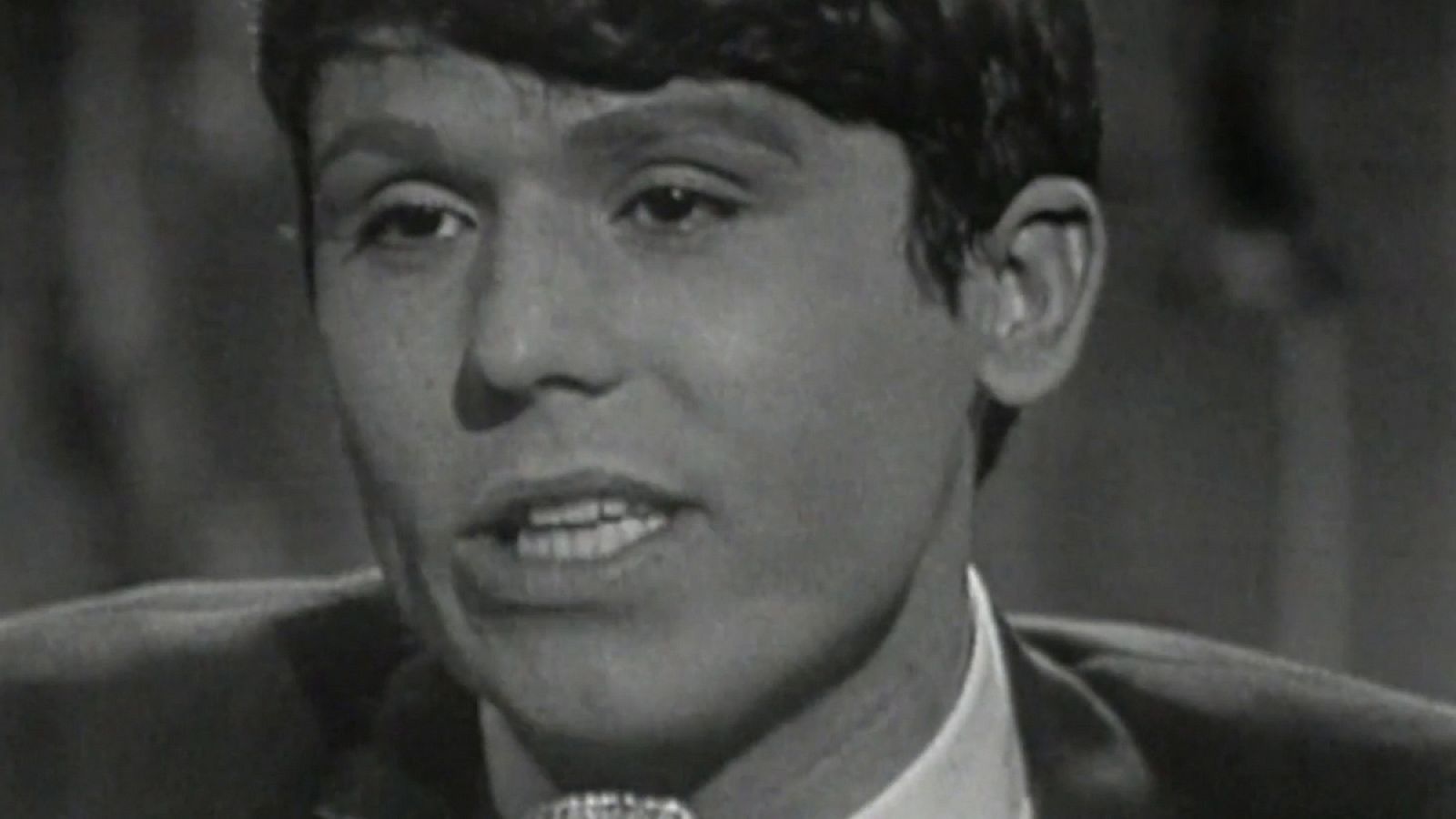 Eurovisión 1966 - Raphael cantó "Yo soy aquel"