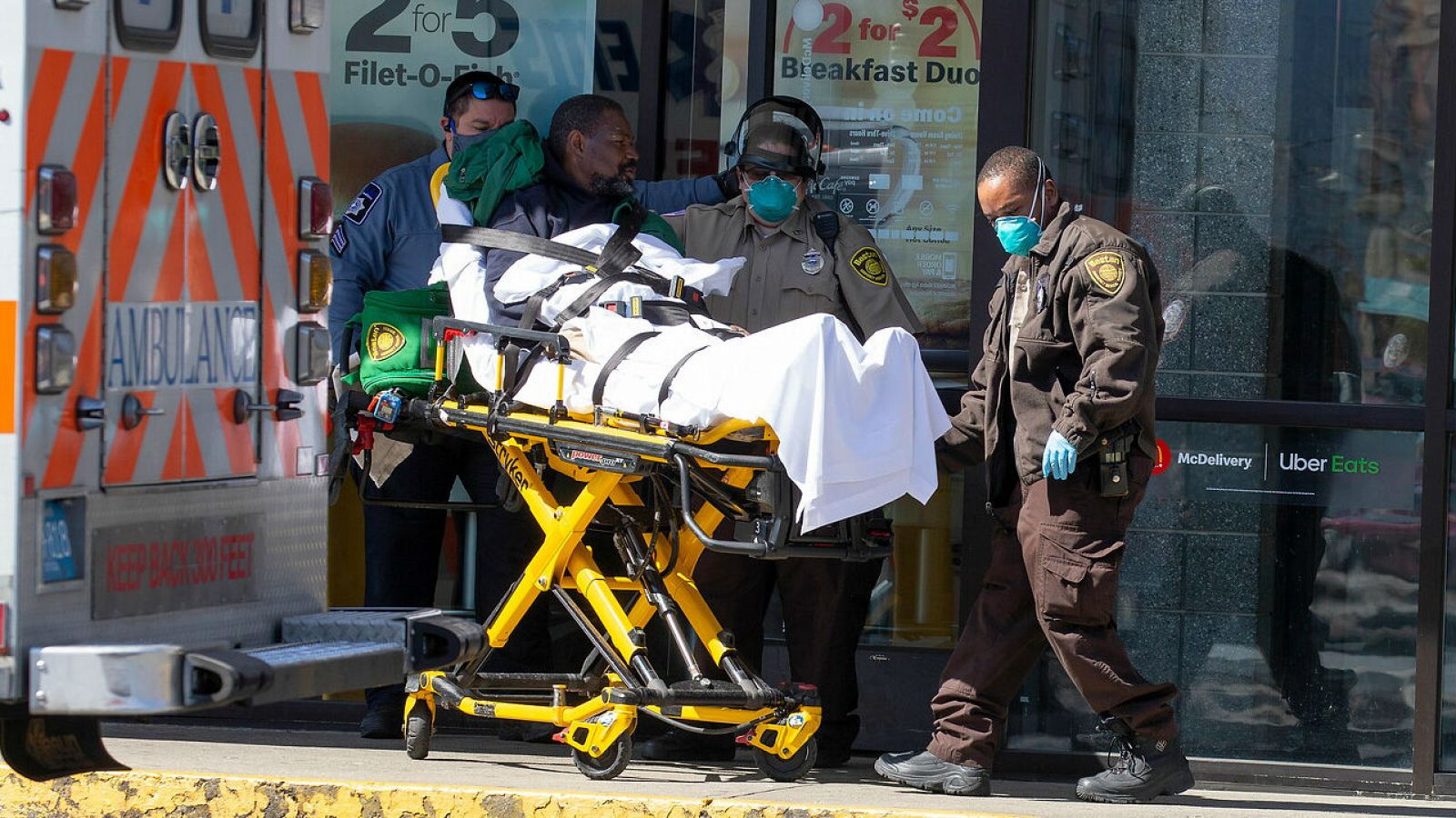 Coronavirus | Enfrentarse a la pandemia sin seguro médico: así viven 28 millones de estadounidenses - RTVE.es - Telediario 1 | Ver