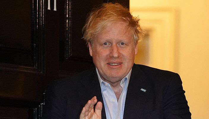 Boris Johnson, estable en la UCI con coronavirus