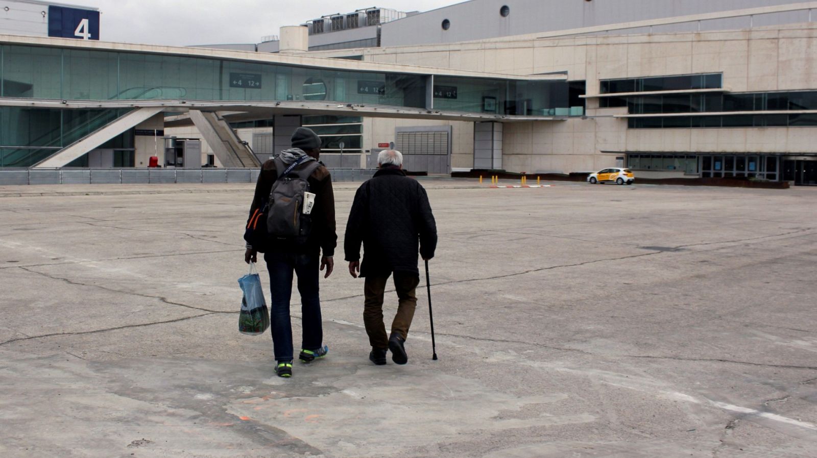 El recinto de IFEMA, en Madrid, acoge uno de los dos albergues para personas sin hogar habilitados por el coronavirus