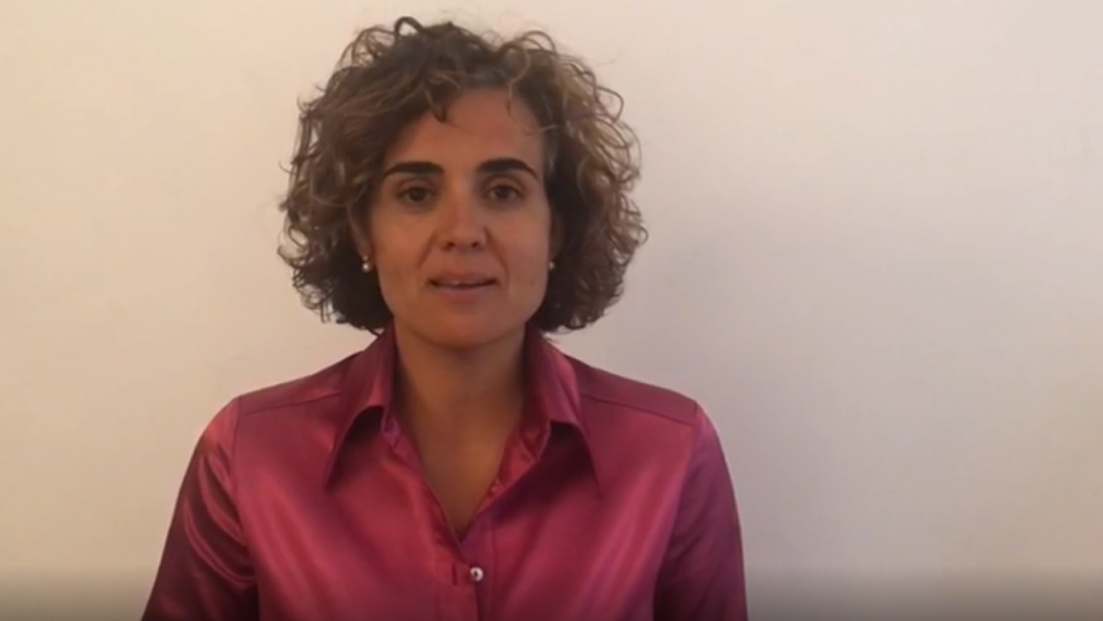 Dolosrs Montserrat, eurodiputada del PP: "El Gobienro de España debe ayudas a las PYMES y autónomos que son los que crean empleo"