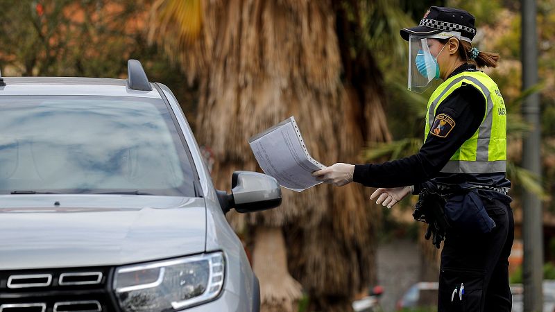 La Policía aumenta los controles en Semana Santa y detecta relajación para cumplir con el estado de alarma