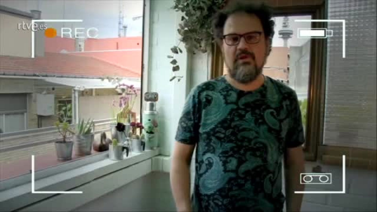 Días de cine: Sergio Catá Riobóo, de 'Versión Española', nos cuenta que está haciendo una webserie durante la cuarentena | RTVE Play