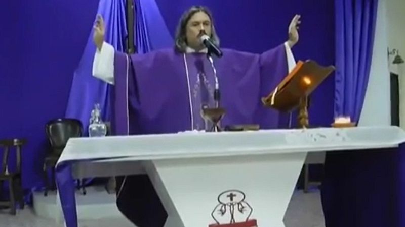 Colombia organiza velatorios y funerales por Internet