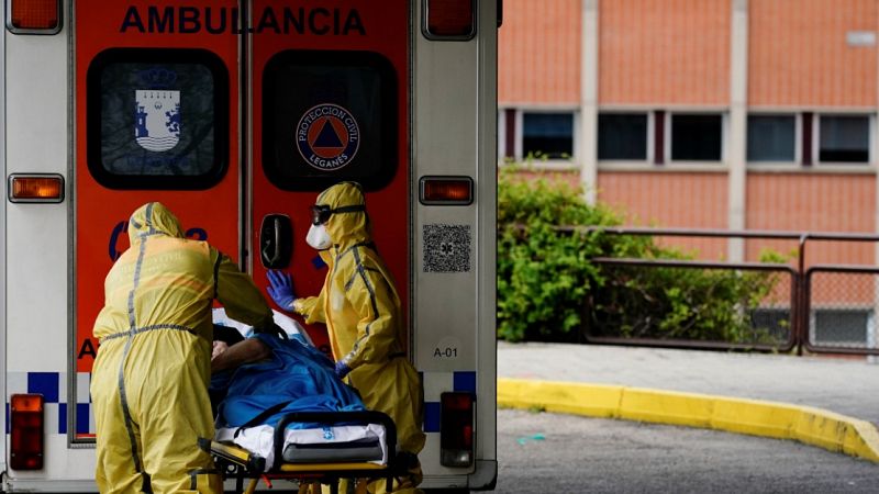 España suma 510 muertes en las últimas 24 horas, la menor cifra en 19 días